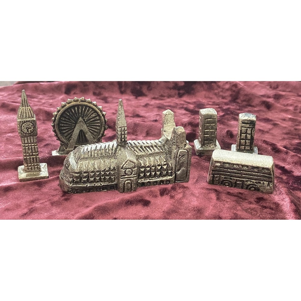 Pottery Barn ~ London City Set ~ Miniature Die Cast Metal Landmarks & Vehicle